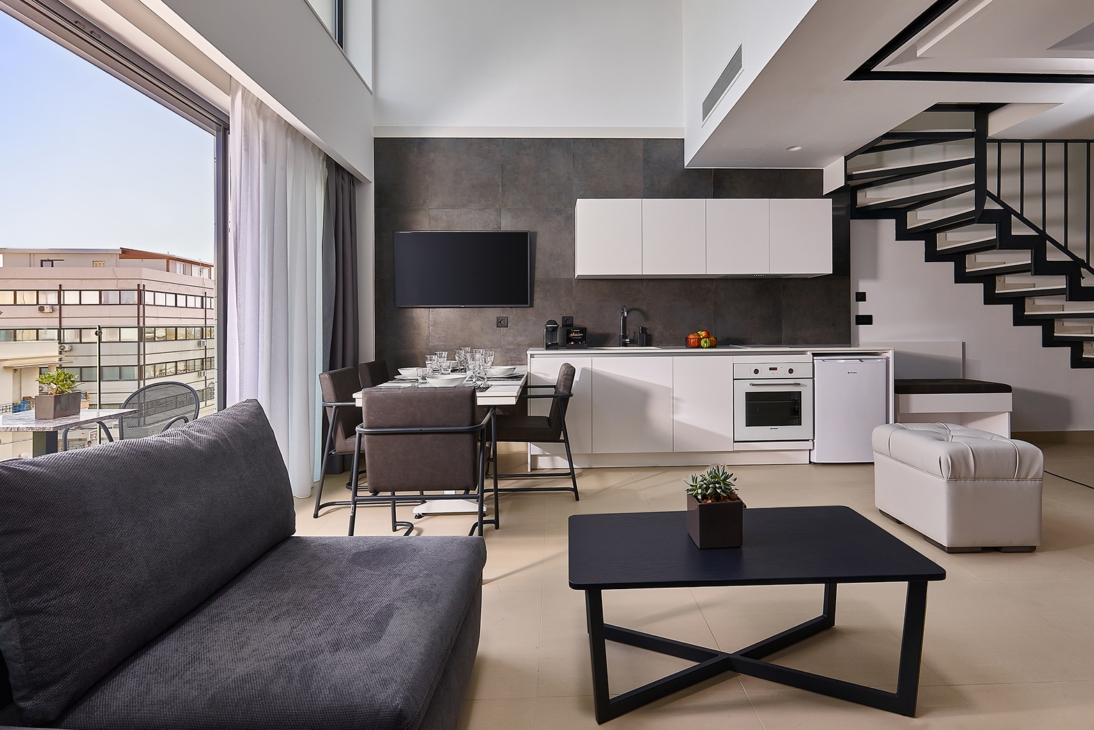 City Lion Apartments & Lofts-6