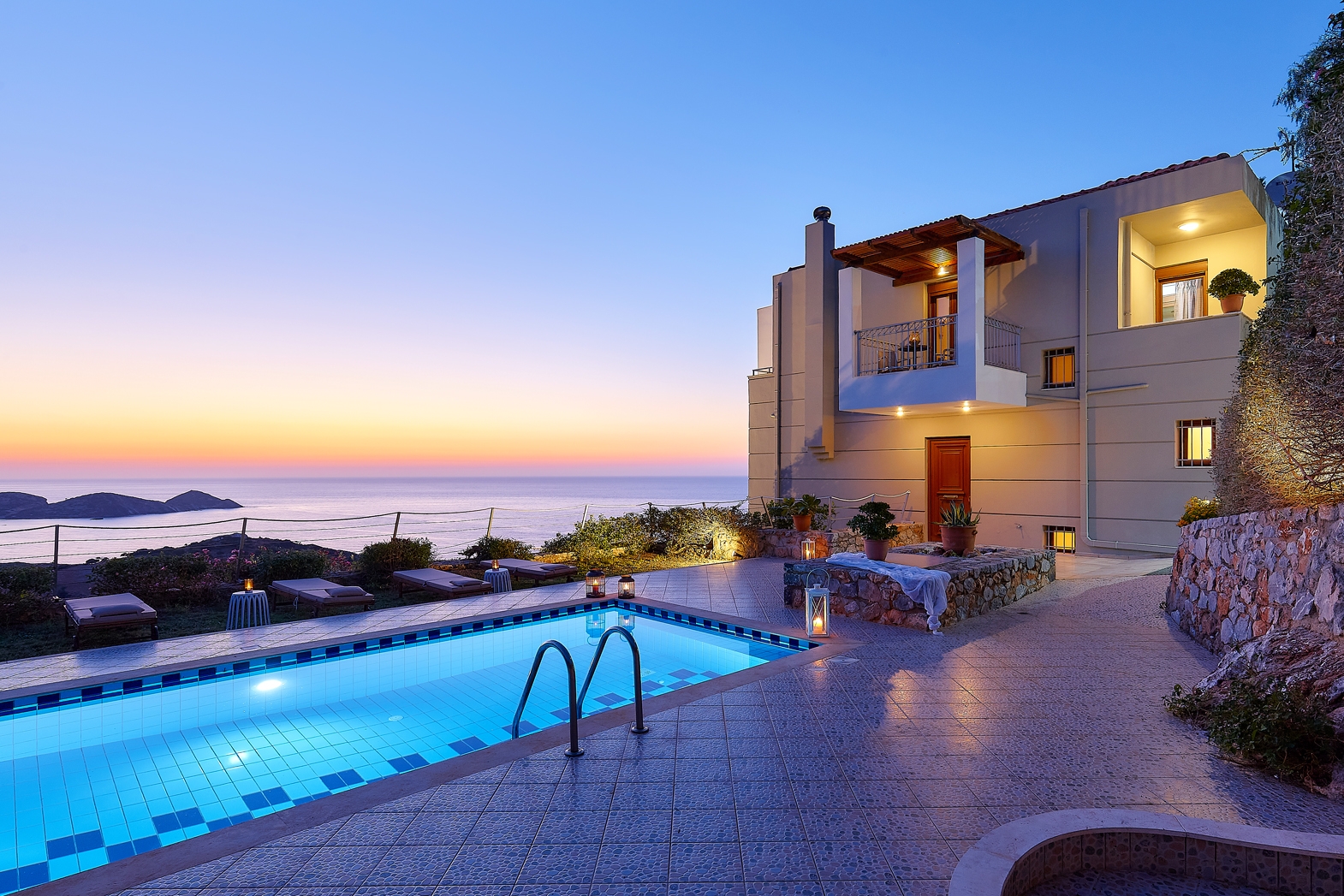 Okeanides Luxury Villas-11