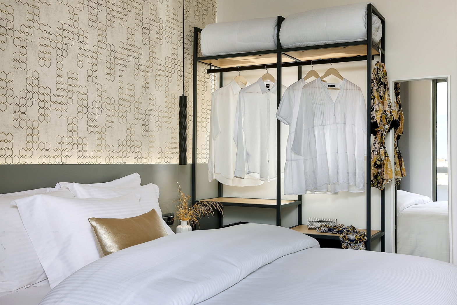 Stay 365 Apart - Hotel-5