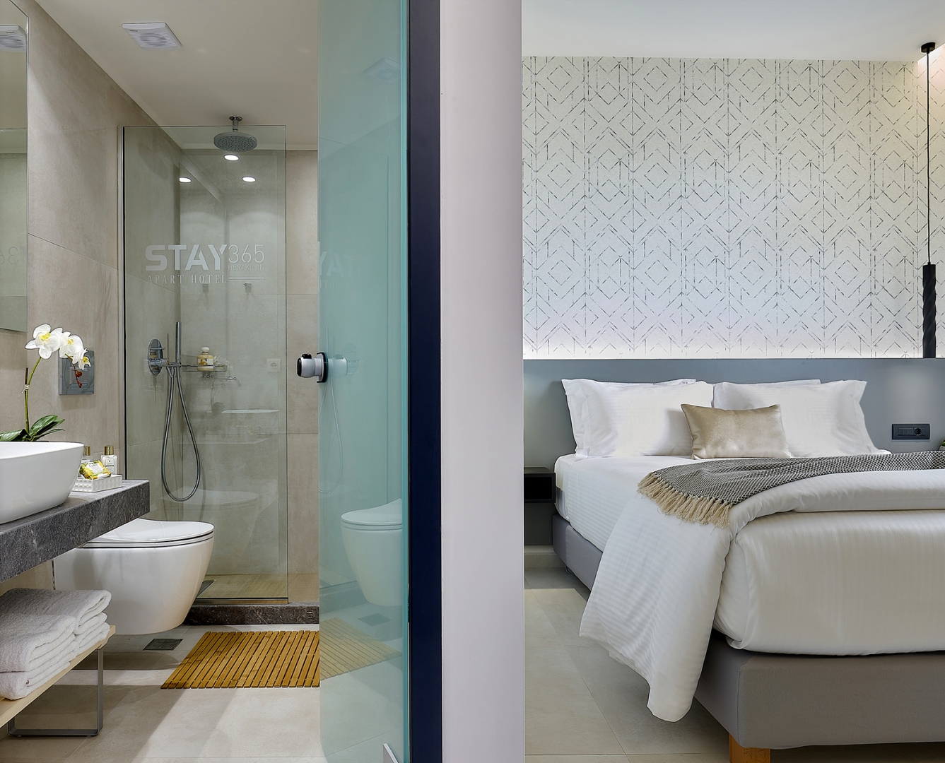 Stay 365 Apart - Hotel-14