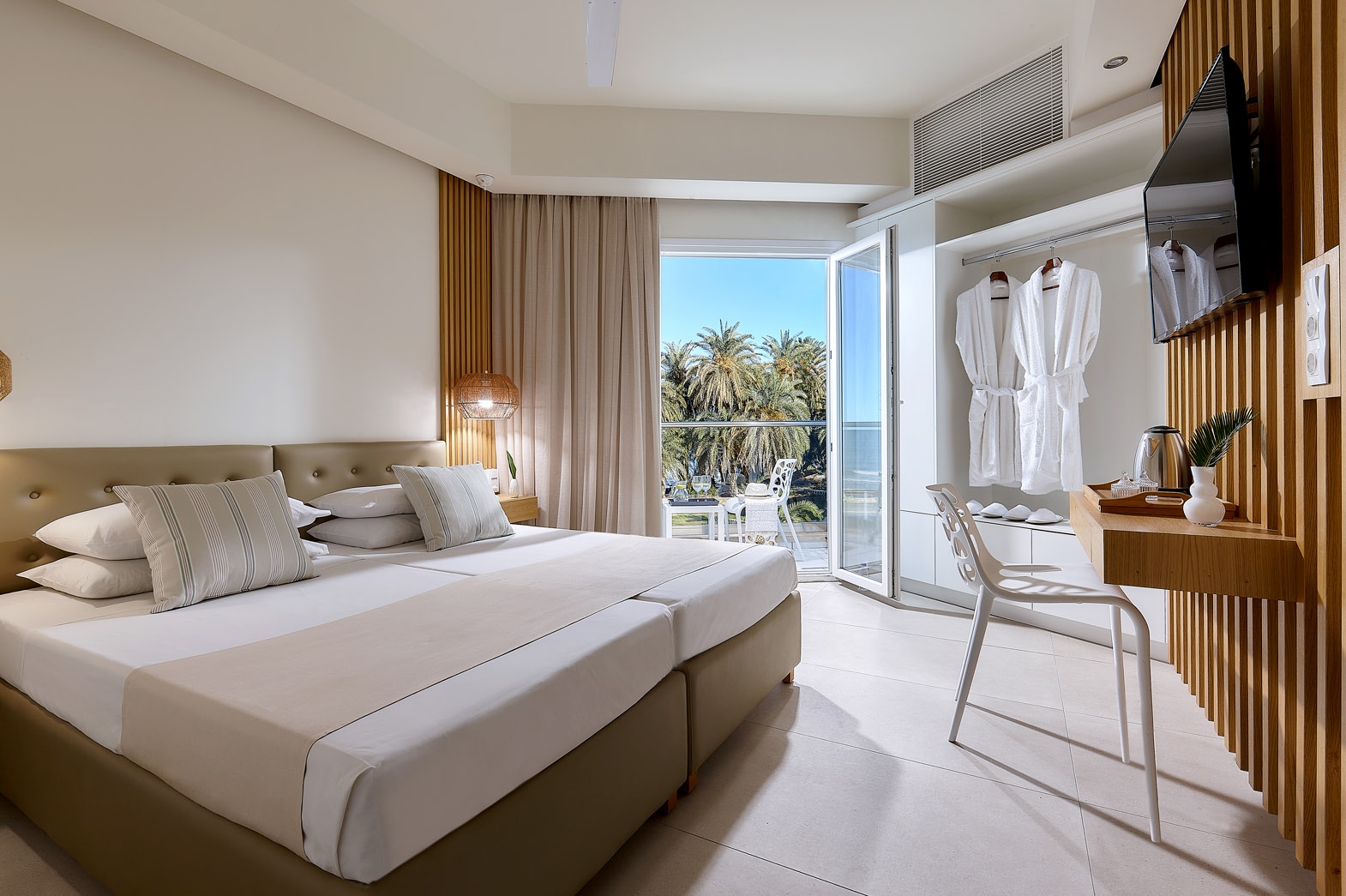 Zephyros Beach Boutique Hotel-11