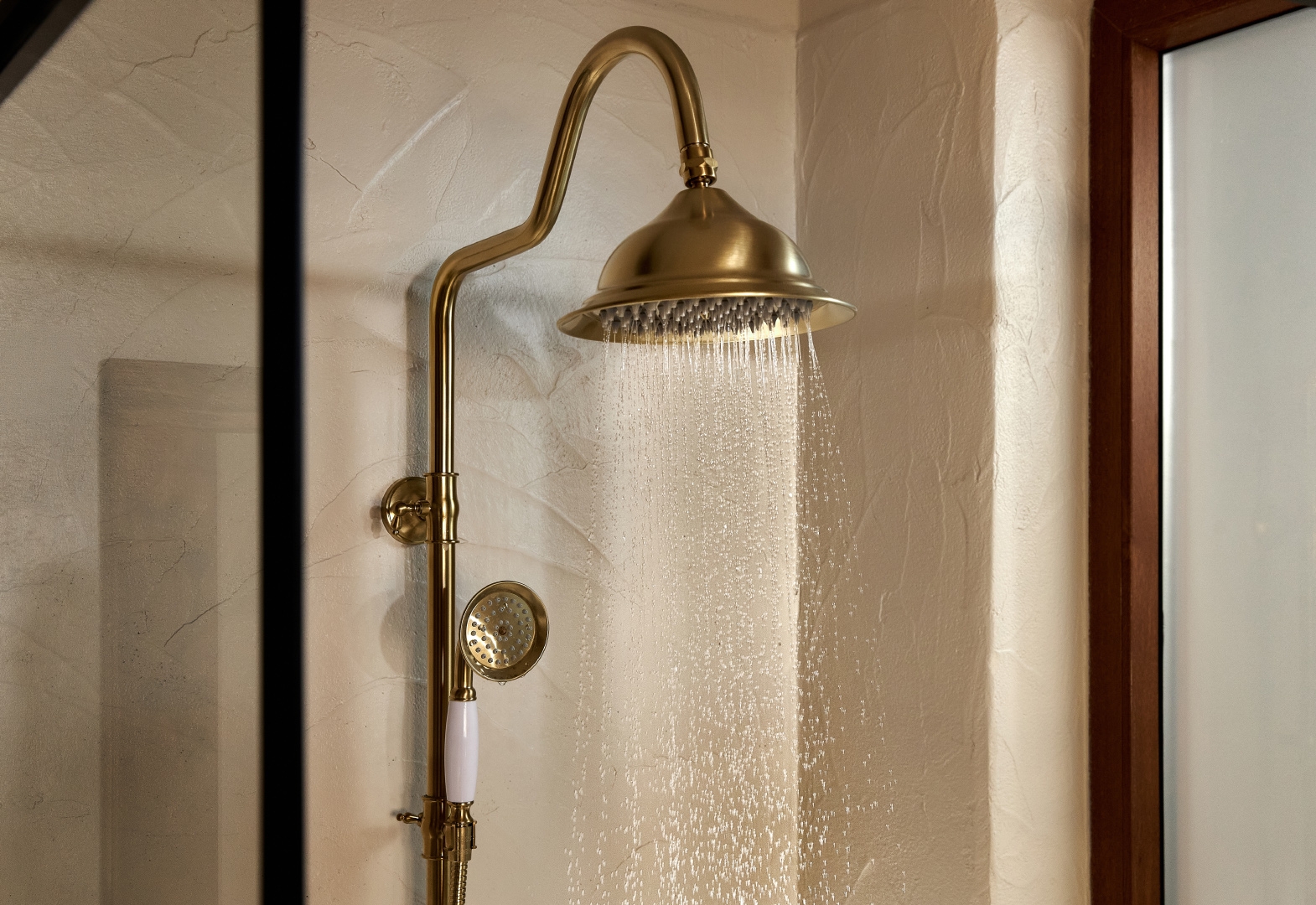 Luxury boutique home-5
