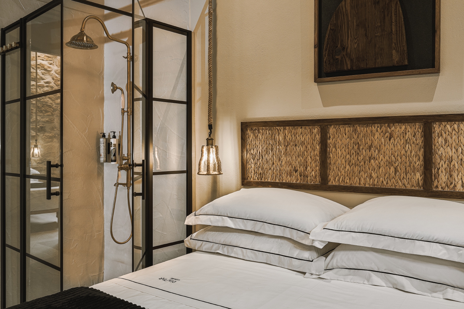 Luxury boutique home-13