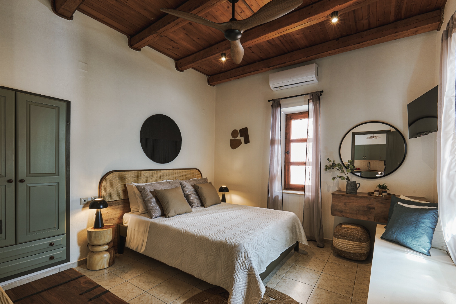 Petronikolis Traditional House-13